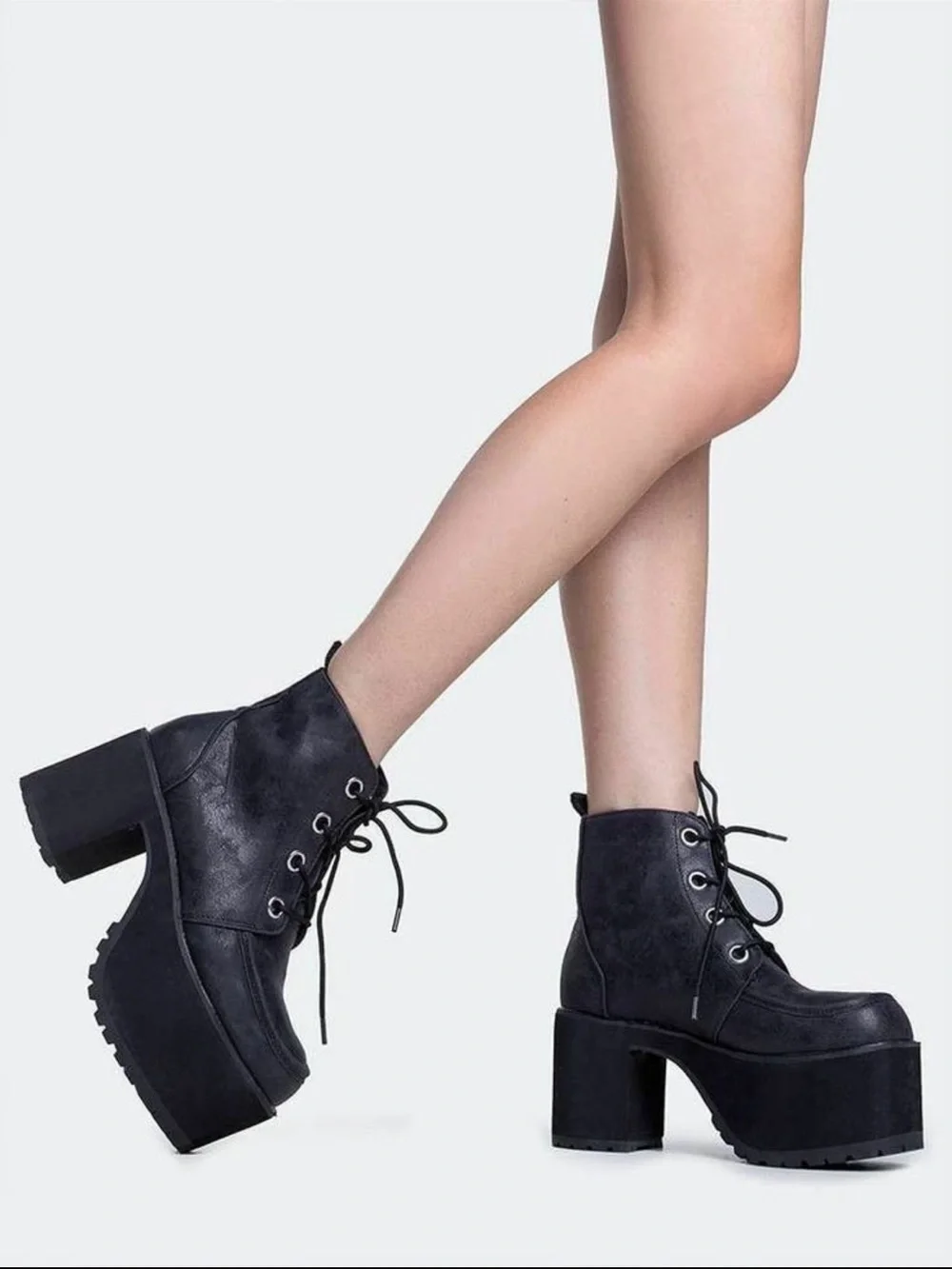 T.U.K. Nosebleed Distressed Black Platform Boots Women’s Size 9